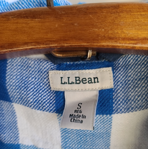 L.L Bean white and blue plaid textured twill button front hoodie - Picture 3 of 9